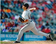 KYLE BARRACLOUGH   MIAMI MARLINS   ACTION SIGNED 8x10