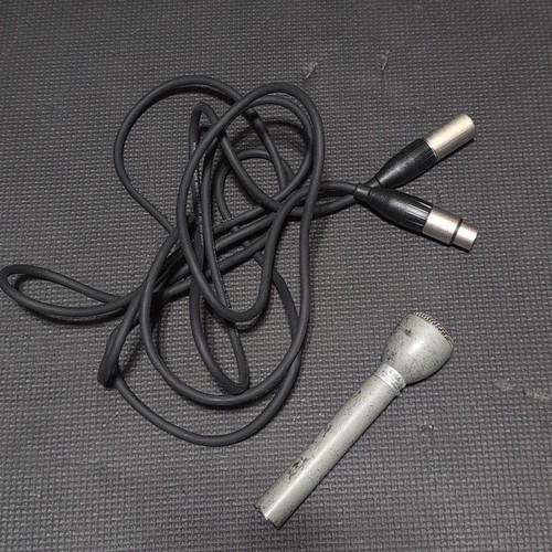 ElectroVoice 635A Silver Dynamic Omni Directional Microphone EV Mic With Cable