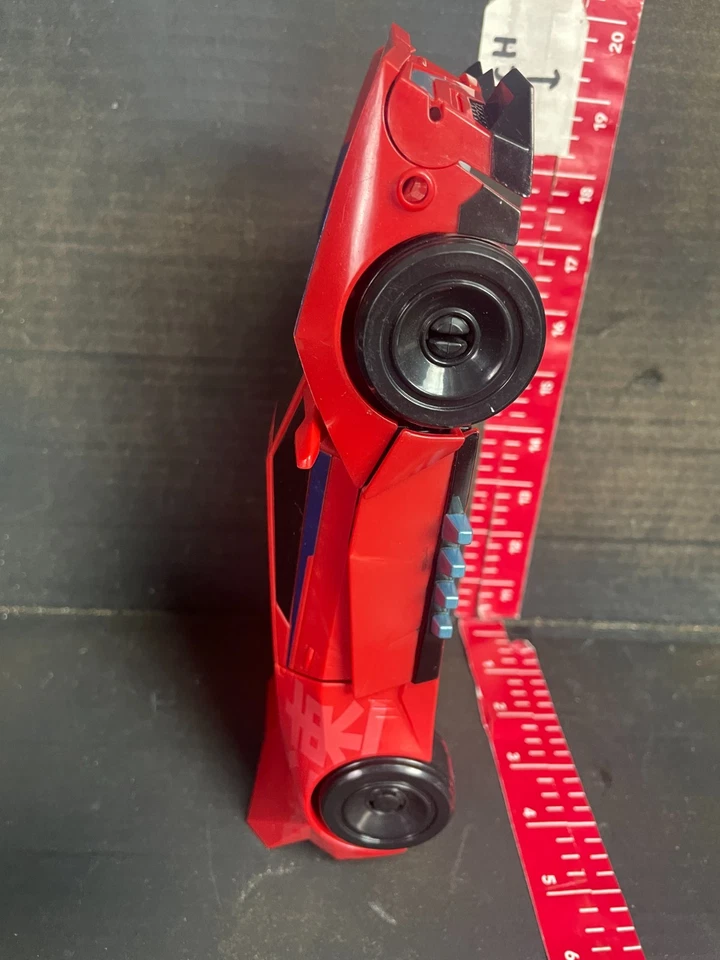 Takara Tomy Transformers Adventure TAV53 Hyper Surge Sideswipe action figure - Image 3 of 4