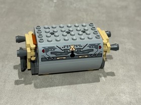 LEGO Star Wars: Millennium Falcon (4504) - NEAR COMPLETE - PLEASE READ**