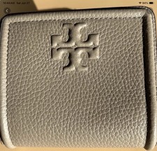 TORY BURCH THEA BI FOLD WALLET REG 168 w/Card Slots  Coin Compartment