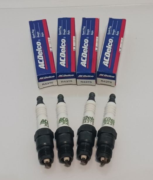 4X GENUINE GM ACDELCO SPARK PLUGS R43TS BUICK CHEVY FORD GMC FREE SHIPPING
