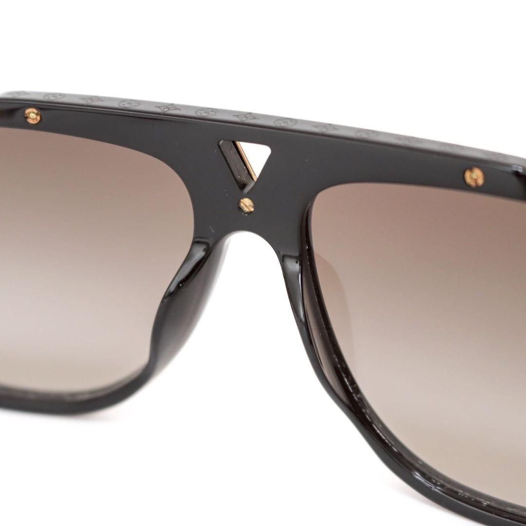 Louis Vuitton Mascot Wellington Sunglasses Z0936E Black Gold 59mm