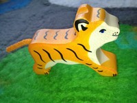 Holztiger Tiger, Klein, Laufend, 80137