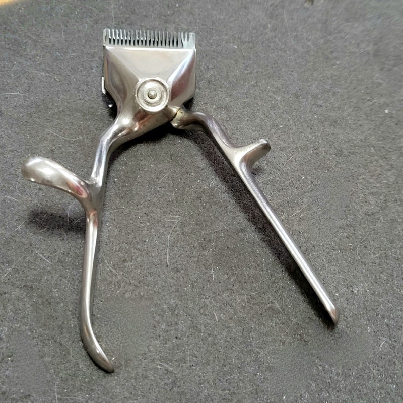 ROBERTS JUNIOR SHAVER 00 BALL BEARING SHAVER TRIMMER. 