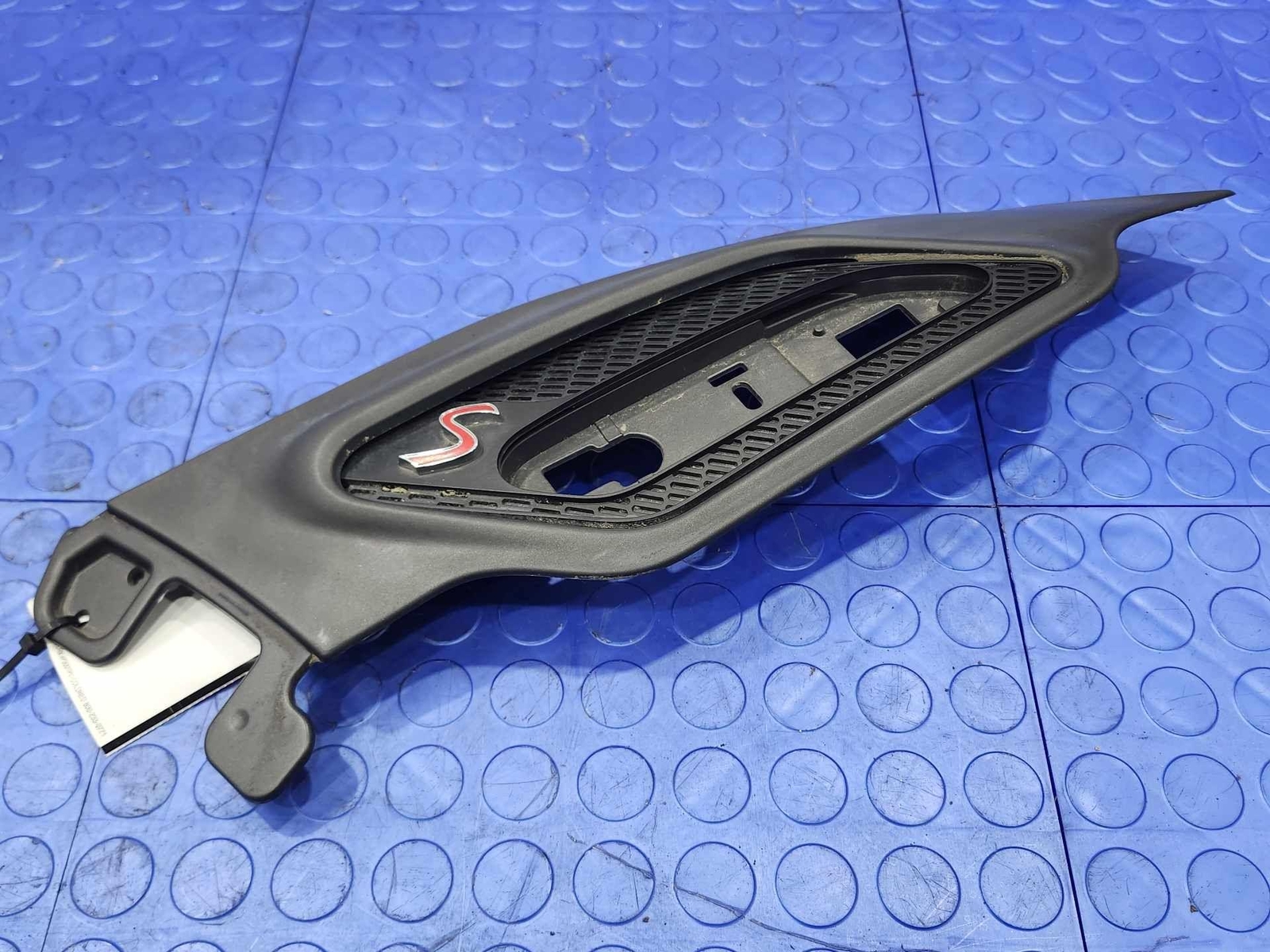 11-16 Mini Cooper Countryman S R60 Side Scuttle Anthracite L