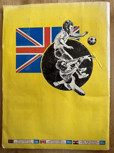 Panini Football 81 Sticker Album - 100% Complete - Picture 2 of 11