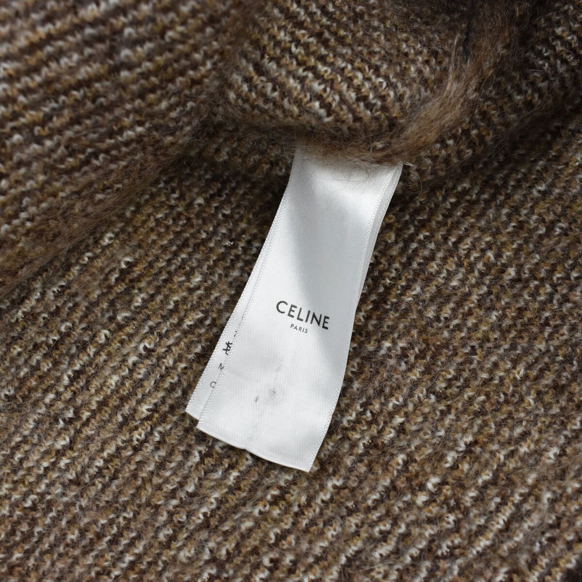 NWT $1350 CELINE FW24 Fuzzy Mohair Heavy Knit Boxy Crewneck NWT $1350 CELINE FW24 Fuzzy Mohair Heavy Knit Boxy Crewneck