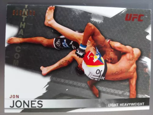 Jon Jones #53 2010 Topps UFC Knockout Silver #019/188