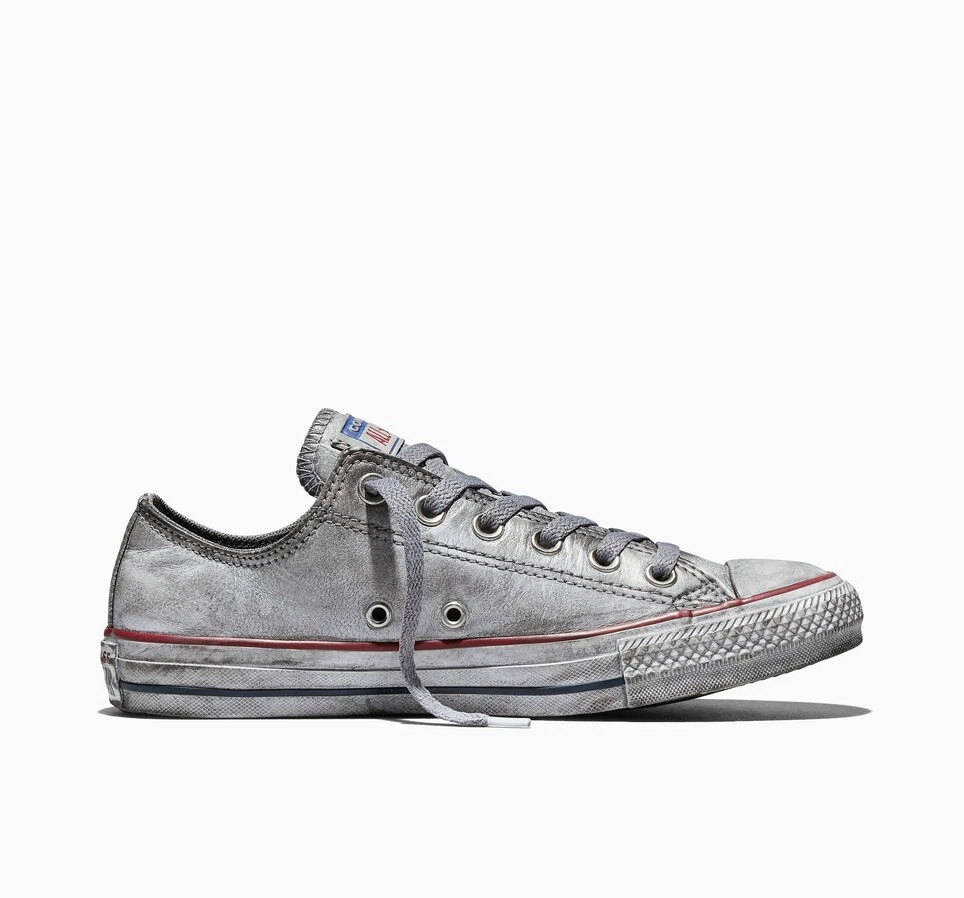 Converse Chuck Taylor All Star Pre-Distressed Leather Low Top White Smoke
