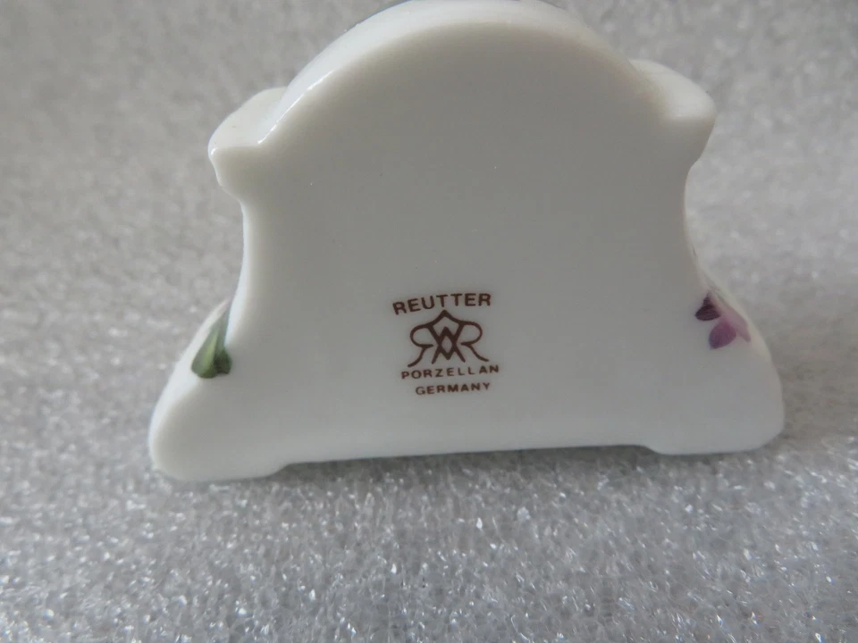 DOLLHOUSE MANTLE CLOCK- PORCELAIN/ FLORAL - Image 3 of 4