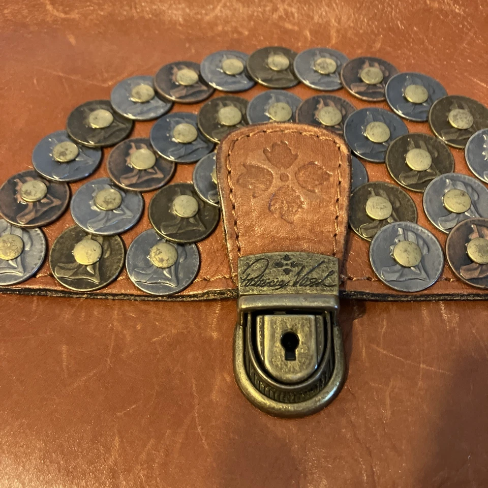 Patricia Nash Coin Studded Leather Shoulder Bag Brown W/ Adjustable Strap — 第 2/4 张图片