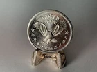 1983 Eagle World Trade One World Trade Unit 1 Troy Oz .999 Fine Silver Round