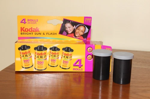 Kodak 2 Rolls Gold 200 35mm 24 Exposure Print Film Expired 2004