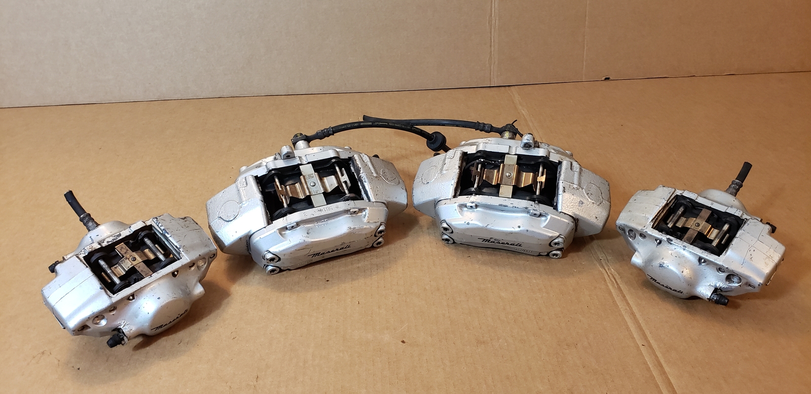 2006-2008 Maserati Quattroporte Brake Calipers Set Brembo Silver OEM
