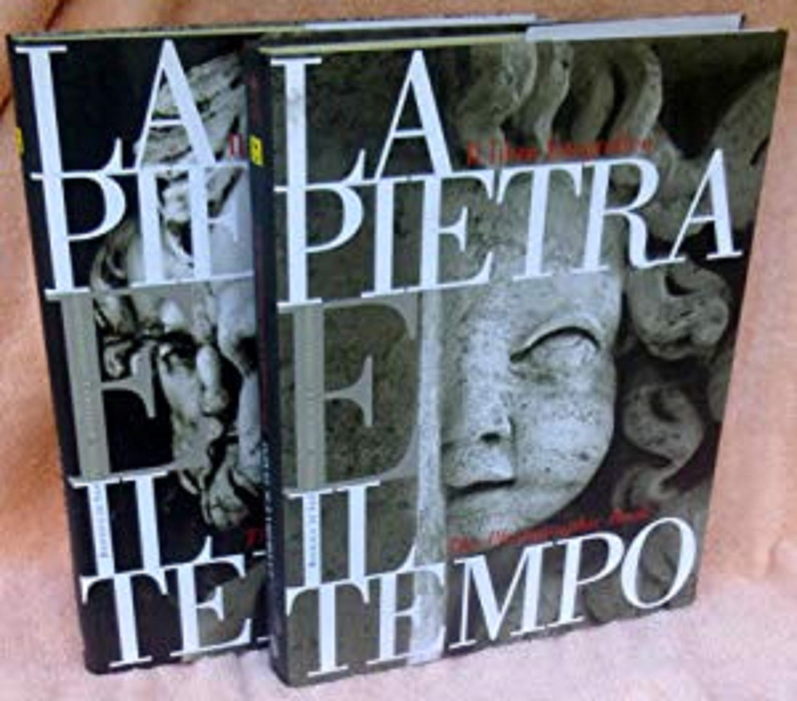 Foto 1 di 2