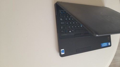 Dell Latitude E5570, 15.6", Core i5 6th Gen, 16GB RAM, 512GB SSD, Win 10 Pro. - Picture 7 of 9
