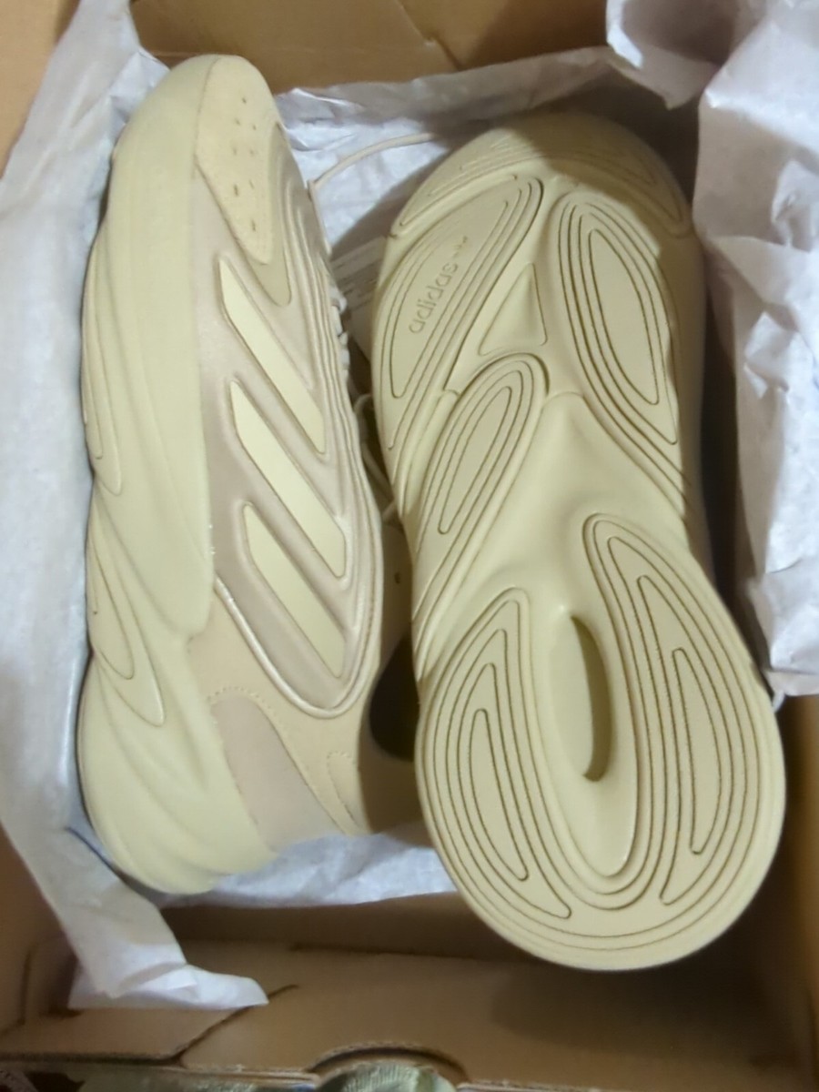 Adidas Ozelia Originals Shoes Sneakers Casual Savannah GV768 New Size 10.5 View 3