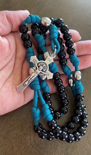 Paracord Rosary, Stainless steel/Black Beads Catholic Rosary, Rugged—Handmade - Picture 5 of 9