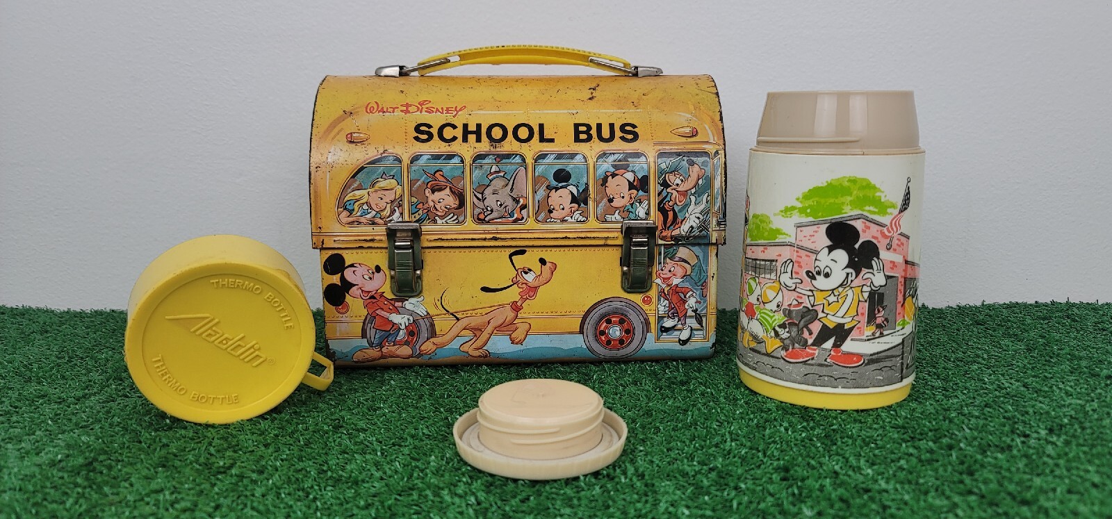 Vintage Walt Disney School Bus Metal Lunch Box Thermos Bottl