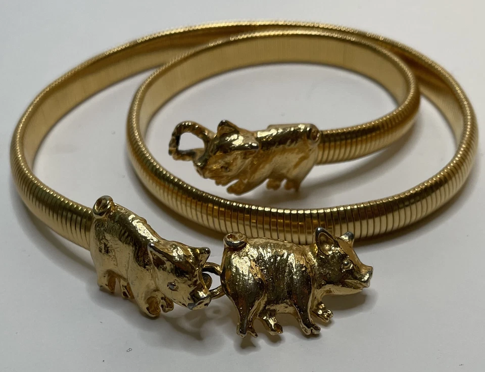 Cinturón de Colección Mimi di N Tono Dorado 26-30 Tres Cerditos 1973 Firmado Elástico Elástico Foto 3 de 4