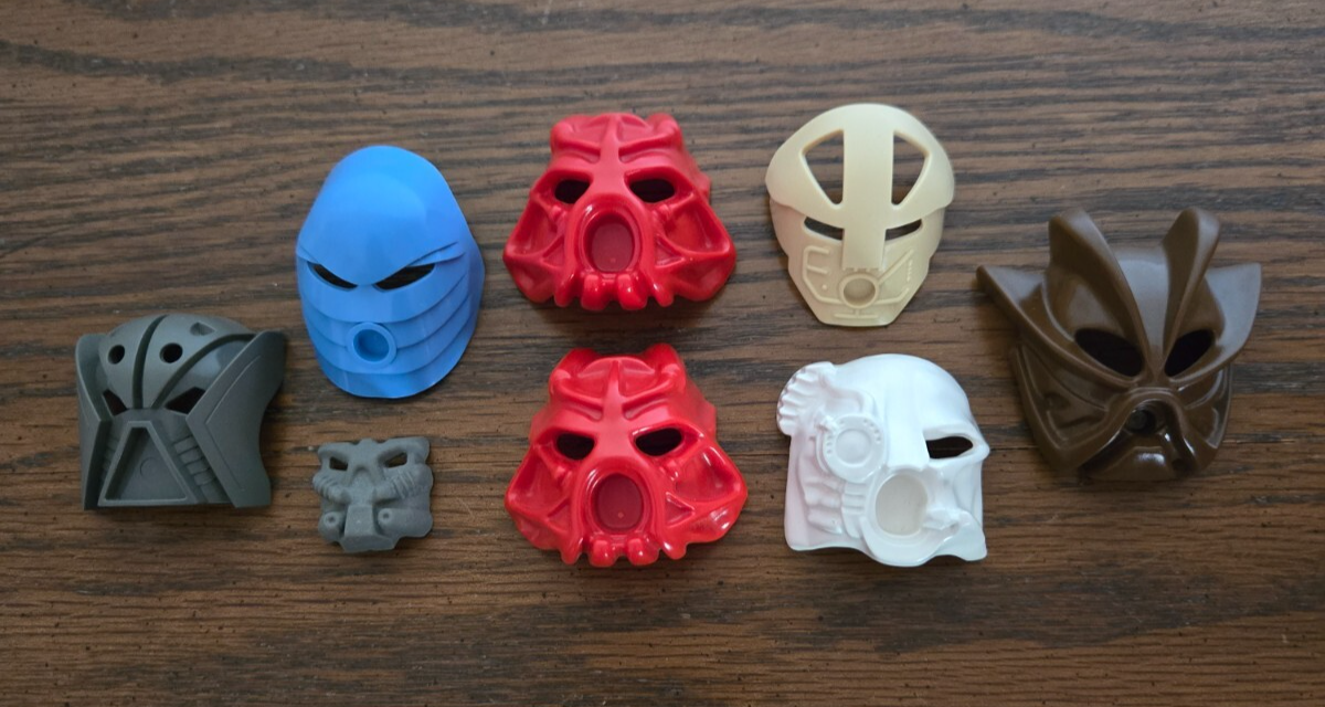 LEGO BIONICLE MASKS LOT OF