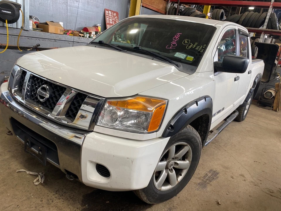 Compresor de aire acondicionado usado se adapta a: Nissan Titan 2009 desde 12/06 grado C Foto 4 de 4