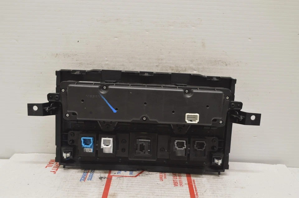 2016-2024 Nissan Titan Climate Control Unit Heater Ac Temperature Hvac CI69#017 - Image 2 of 3