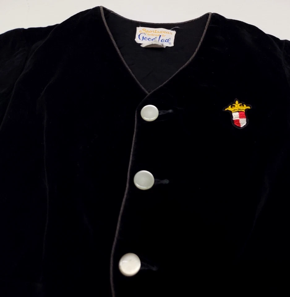 Vtg Sportswear Tailored by Goodlad Black Velvet/Velour Blazer w/Emblem~SZ 4T - Image 2 of 4