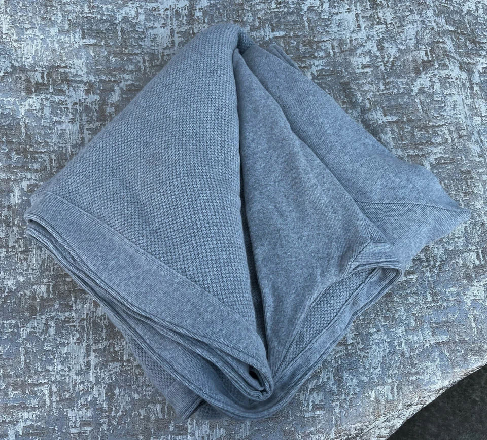 Cobertor de luxo Frette 1860 100”x130” cinza cashmere? - Imagem 3 de 4