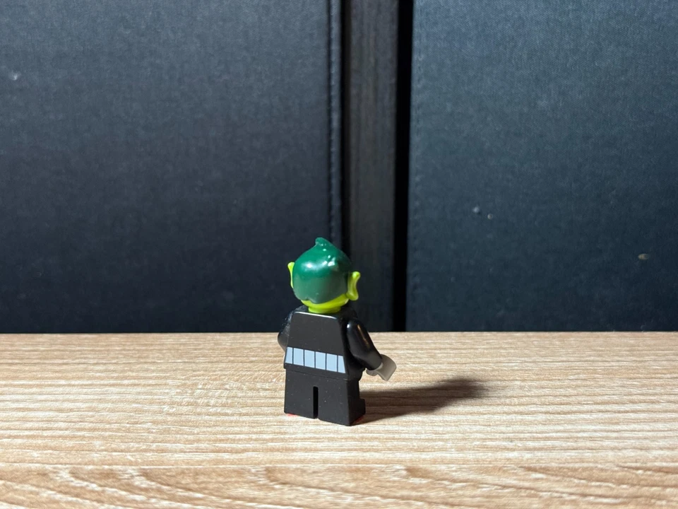 LEGO DC Super Heroes Niño Bestia Minifigura Piernas Cortas Dim49 Foto 2 de 2