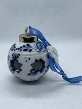 Vintage Deft Blue White Cutout Ceramic Ornament Made in Holland Round Rare 2.5”