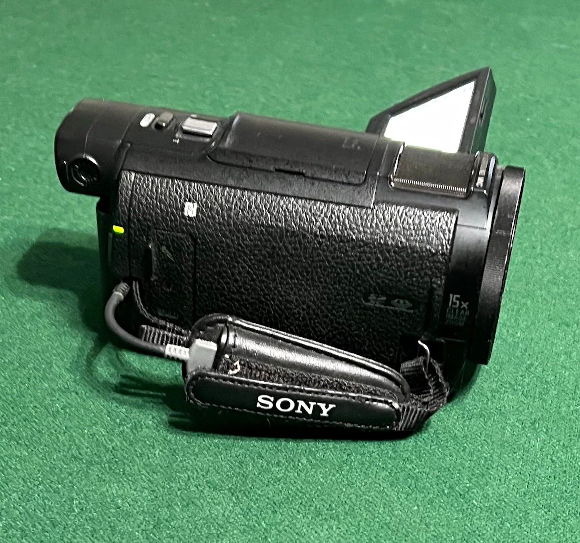 Sony Handycam 10-19x Optical Zoom Camcorders with Built - in