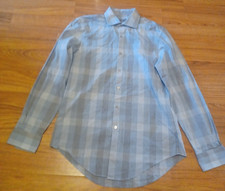 Van Heusen Flex Men's Slim Fit Stretch Size 15-32/33-M Button Down Dress Shirt