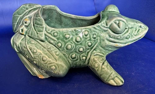 1950s McCoy Frog Planter