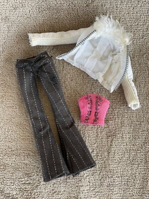 Bratz Puppenkleidung Boutique Mode Paket Top, Hose & Jacke Mantel Outfit