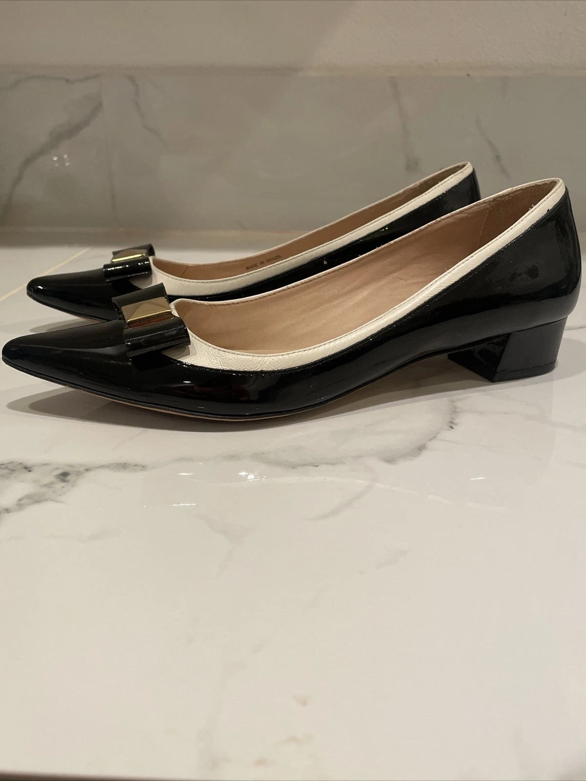 Décolleté Kate Spade New York Anika in pelle nappa nera e crema 8 5