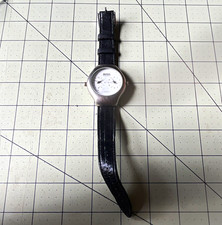 Orologio Vintage Hugo Boss Doppio Fuso Orario Quarzo - Quadrante Argento Opaco, Non Testato