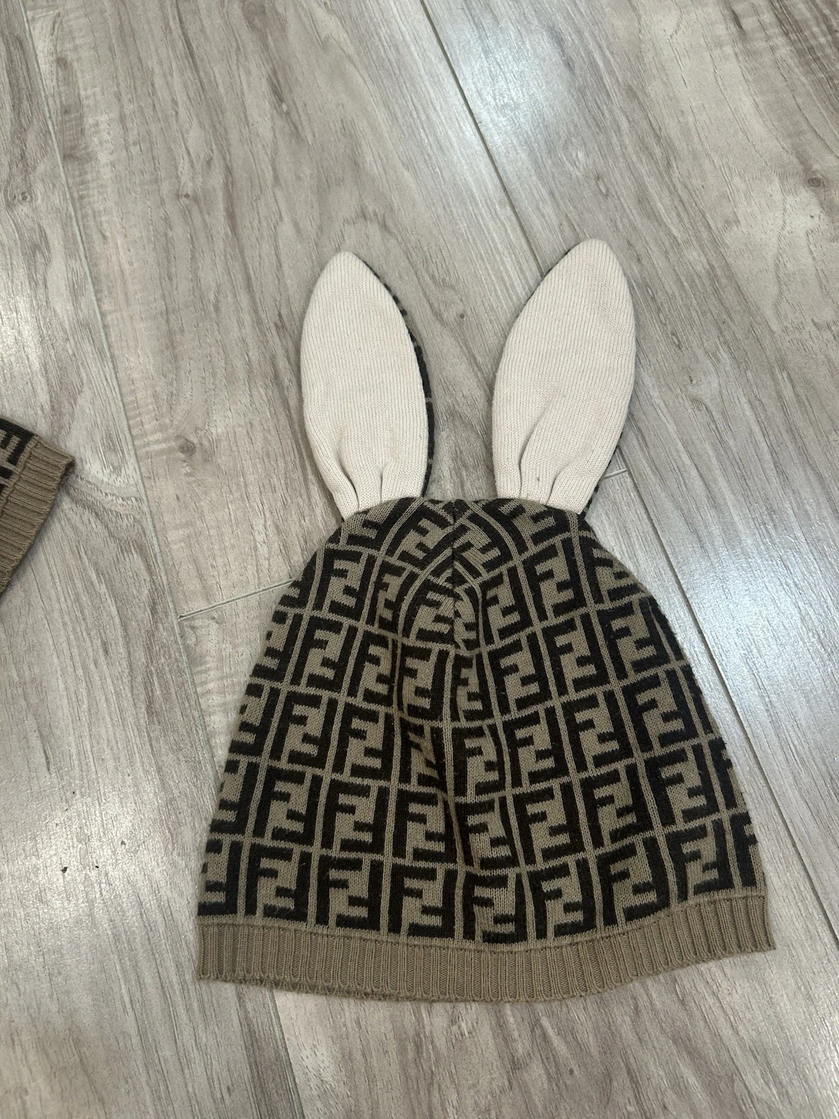 Fendi Rabbit Ear Logo Print Beanie Hat Brown Black Beige Knit Unisex Baby
Opens in a new window or t