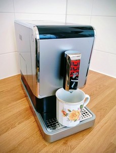 Tchibo Esperto Caffè –revidiert, hygienisch sauber, 12 Monate Gewährleistung