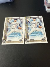 2025 topps holiday roki sasaki base and holiday ssp back 