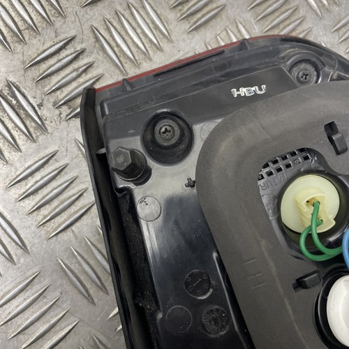 Kia Rio 2012 NSR Passenger Rear Left Side Inner Light OEM 924031W2 - Picture 14 of 17