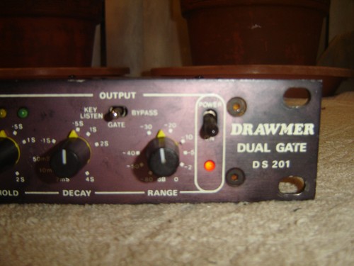 Drawmer DS201, 1/4" In/Out Version, Dual Noise Gate, Vintage Rack, As Is - Picture 2 of 12
