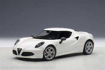 ALFA ROMEO 4C COUPE PEARL WHITE COMPOSITE 1:18 AUTOart 70188 ALFA ROMEO 4C COUPE PEARL WHITE COMPOSITE 1:18 AUTOart 70188