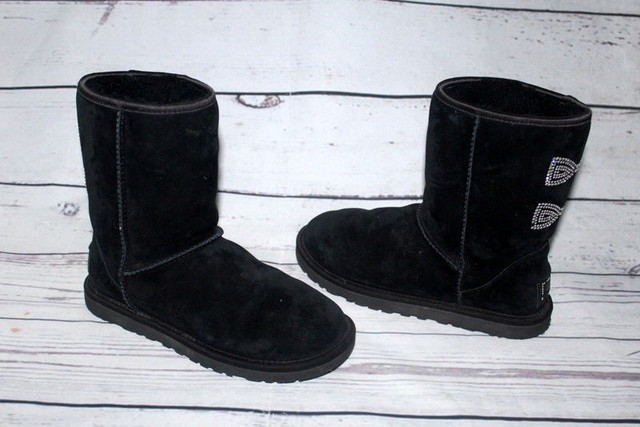 size 6 ugg boots