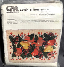 Columbia-Minerva 'Fruit Blossoms' Latch Hook Rug 37  x 58   Canvas Only