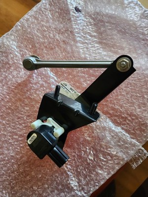 AISIN Headlight Level Sensor