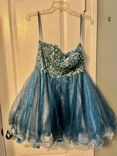 Aspeed USA Size Small Dress