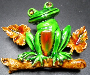 Original by Robert Brooch | eBay