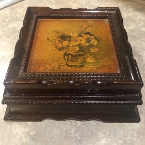 Vintage Wood Handmade Vanity Mirrored Jewelry Box with Beautiful Floral Pattern.